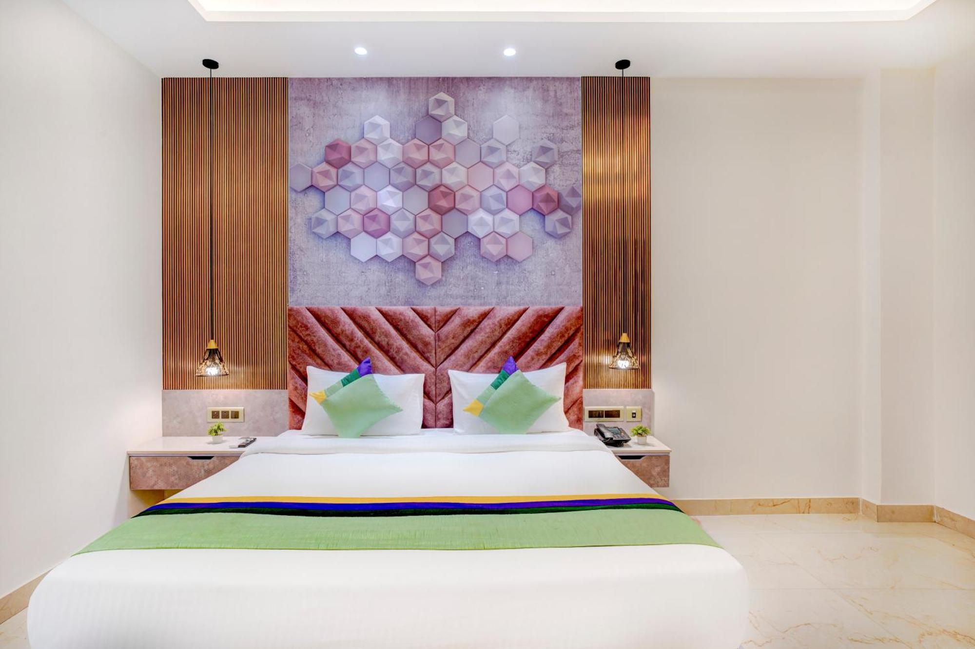 Treebo Corporate Inn Noida Extérieur photo