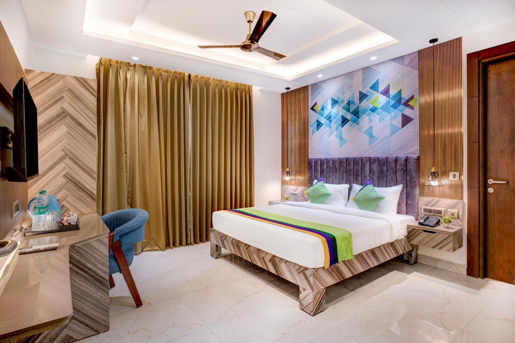 Treebo Corporate Inn Noida Extérieur photo